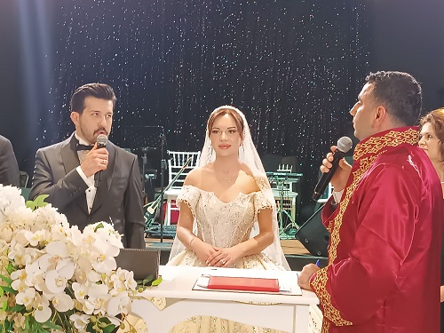 YAŞAR ÖZDEMİR’İN MUTLU GÜNÜ: SİYASET VE İŞ DÜNYASI BU DÜĞÜNDE BULUŞTU